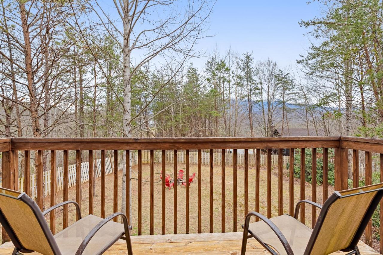 The Aerie Villa Gatlinburg Exterior photo